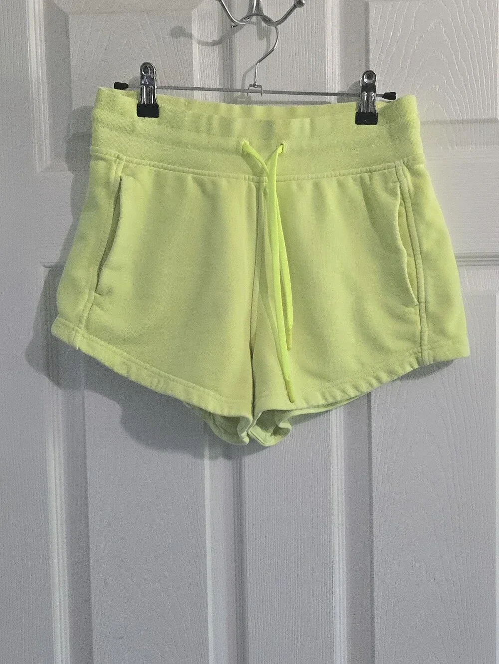 lululemon athletica Inner Glow High-Rise Shorts - Highlight Yellow